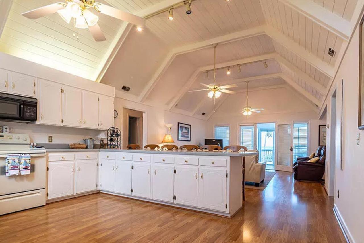 Вилла Barefoot Bungalow Эдисто-Бич Экстерьер фото